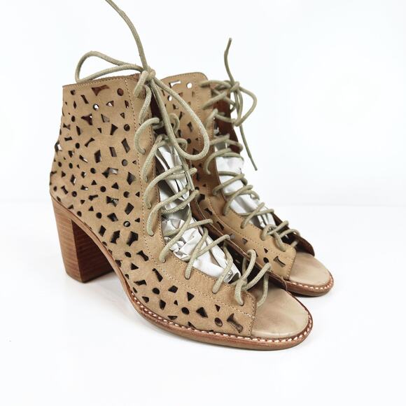 Jeffrey Campbell Women's Cors-Daisy Laser Cut Leather Lace Up Heels Size 8 Tan - Picture 2 of 9